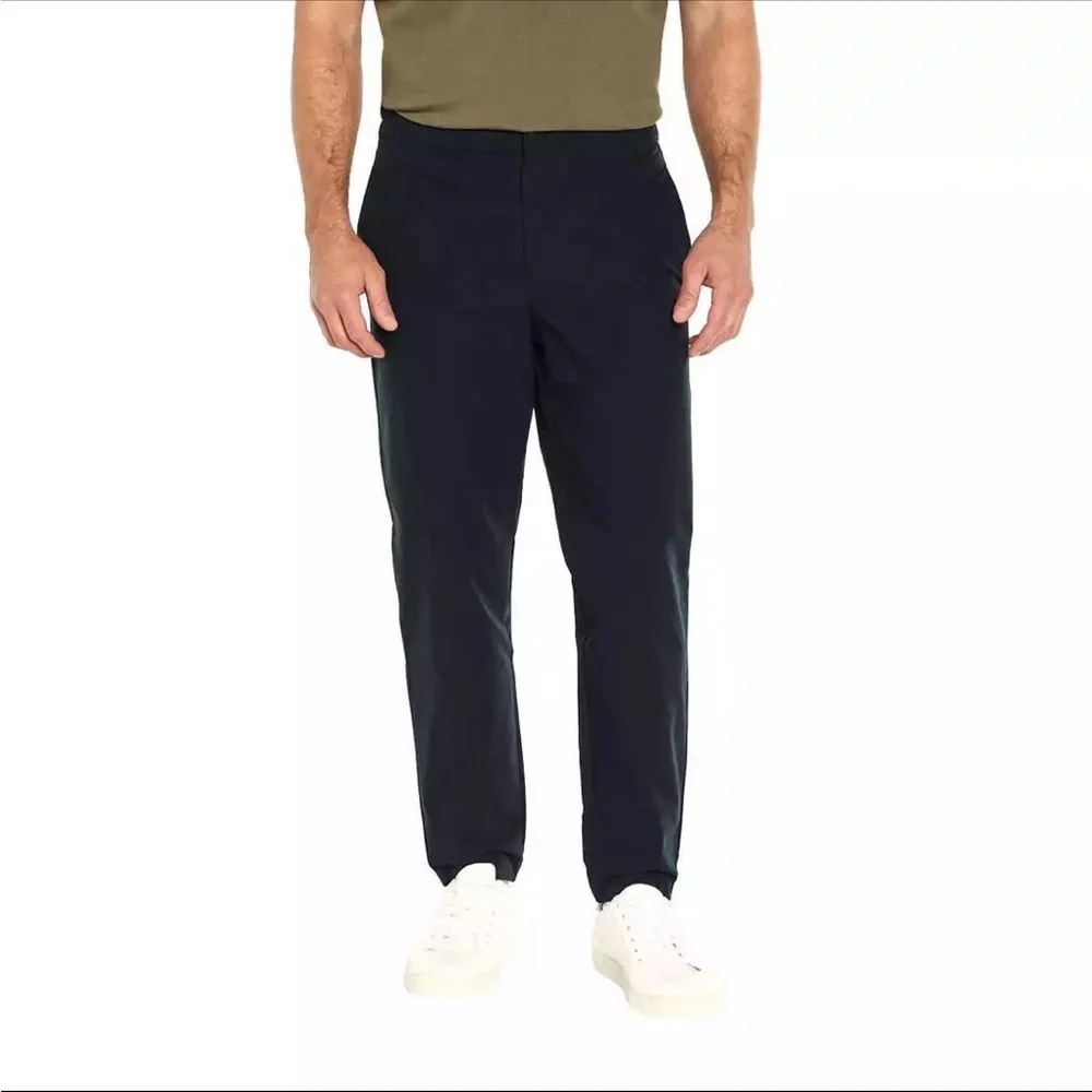 NWT Banana Republic Men's Motion Tech Hybrid Pant Water Repellent Size 38 Black - Picture 1 of 13